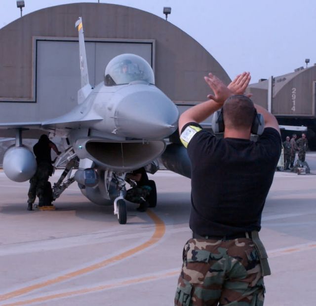 F-16 Fighting Falcon - Three F-16 wings deploy to Korea Picture