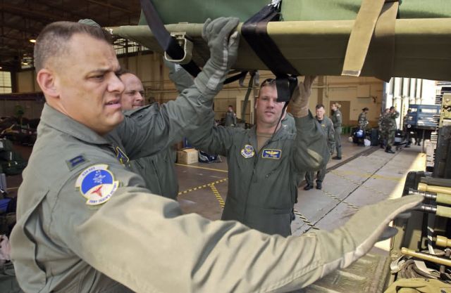 Aeromedical Evacuation Squadron - Reservists charge into aeromedical evacuation effort Picture