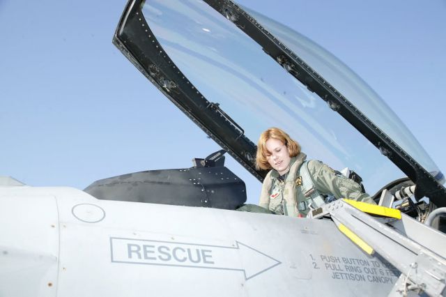 F-16 - Female fighters display 'lethal, effective force' Picture