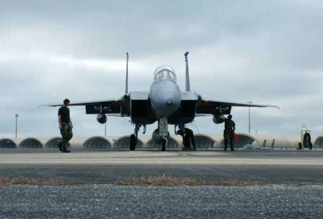 F-15 Eagles - Bases, aircraft prepare for Hurricane Ivan Picture