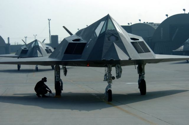 F-117 Nighthawk - Holloman Airmen train at Kunsan Picture