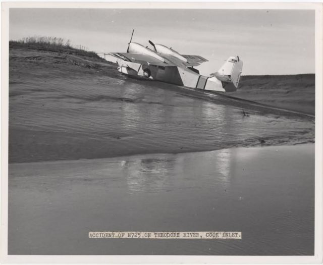 Accident of N725 on Theodore River, Cook Inlet Picture