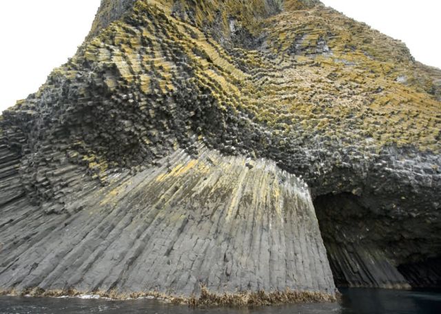 Akun Island columnar basalt Picture