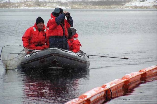 M/V Selendang Ayu Oil Spill Unalaska 2004 Picture
