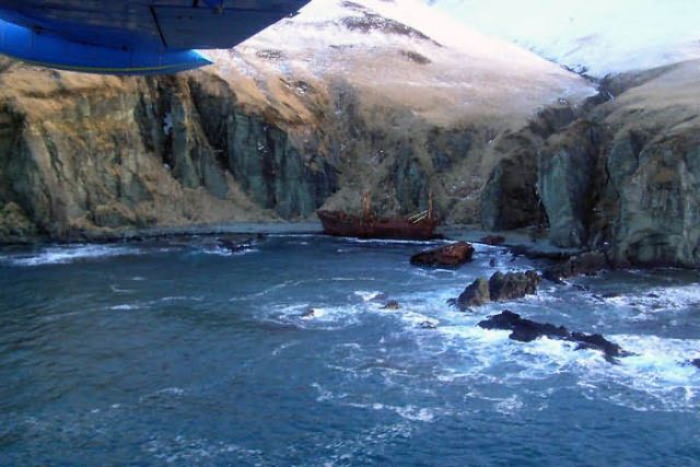 M/V Selendang Ayu Oil Spill Unalaska 2004 Picture