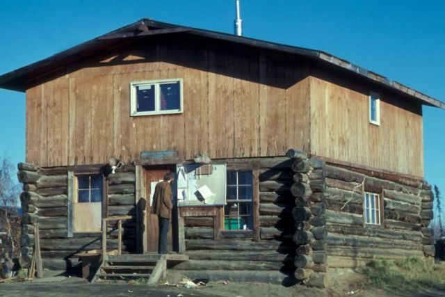 Huslia's Huslers Community Store Picture