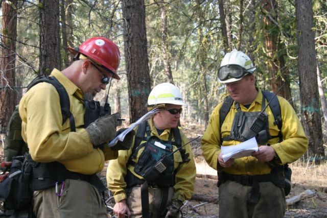 r8-or-bvr-operational briefing during burn Picture