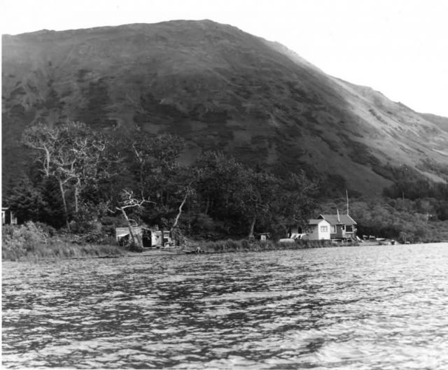 Refuge Buildings on Karluk Lake Picture