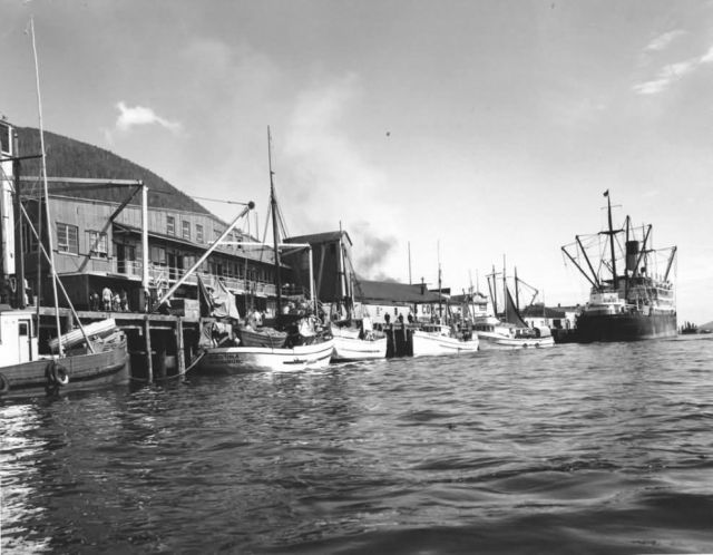 Ketchikan Waterfront Picture
