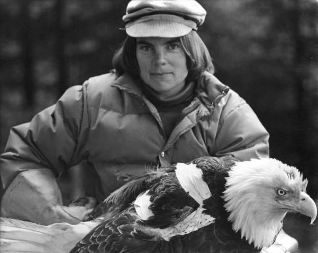 Kim Hallat-Jones with Injured Eagle Picture