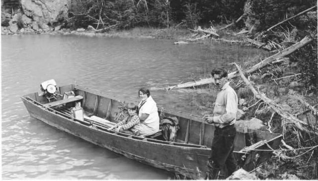 Anderson Family, Skilak Lake Picture