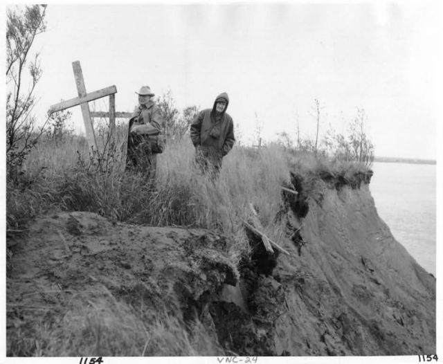 Eroding Bethel Cemetery Picture