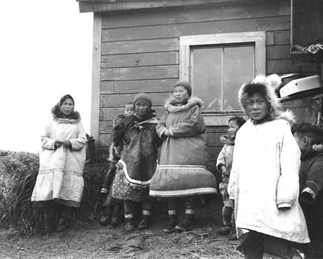Nunivak Children Picture