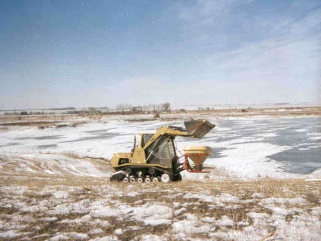 Broadcast Seeder Detroit Lakes WMD Picture