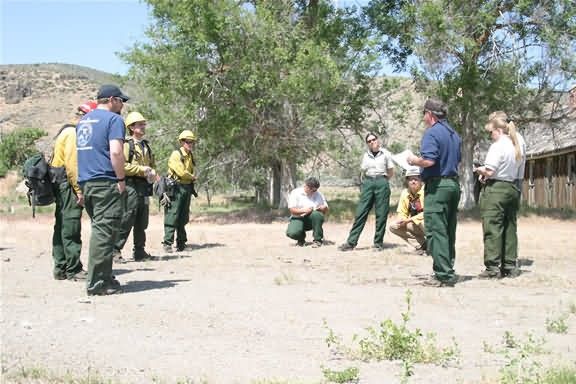 r8-ca-tlr-training drill debriefing Picture