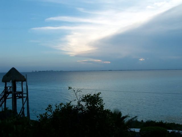 WOE185 La Isla Mujeres-Mexico Picture