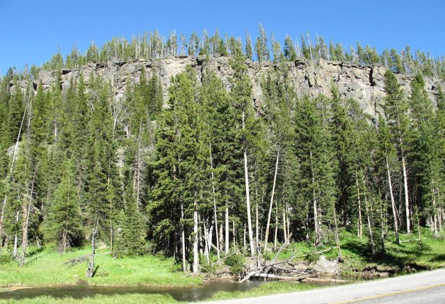 The Obsidian Cliffs Picture