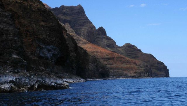 A scene along the rugged Na Pali coast Picture
