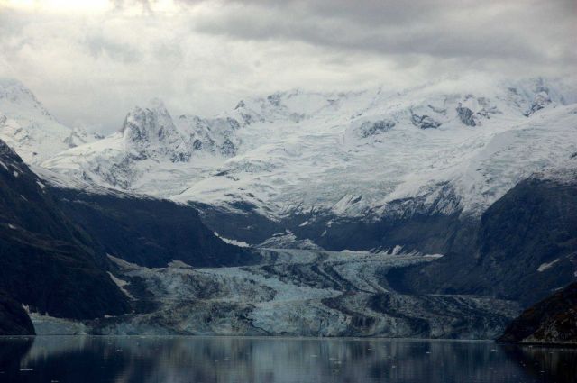 A cloudy view of Johns Hopkins Inlet. Picture
