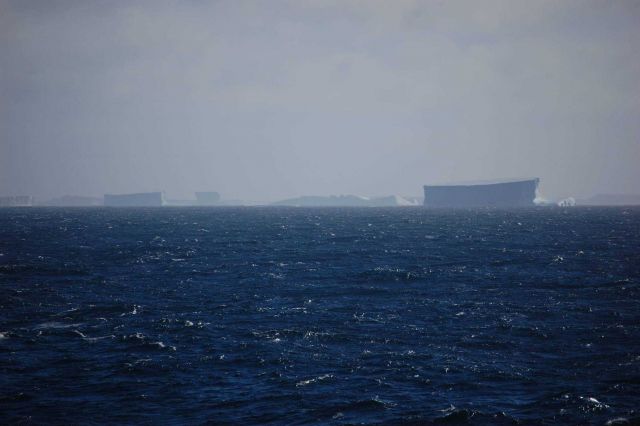 Icebergs Picture