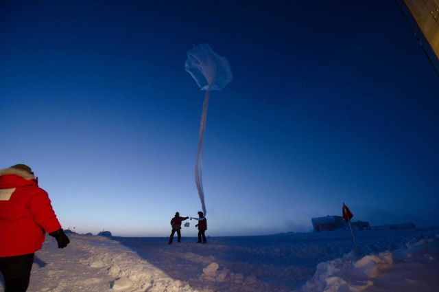 Launching an ozonesonde balloon Picture