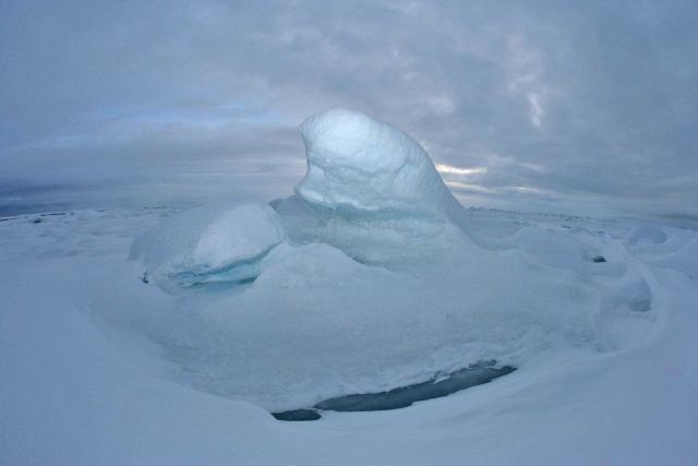 Ridge ice Picture