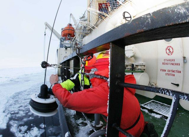 Deploying a mooring from the KAPITAN DRANITSYN Picture
