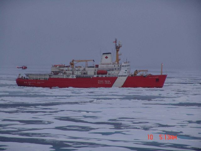 Canadian helicopter landing on CCG icebreaker LOUIS S Picture