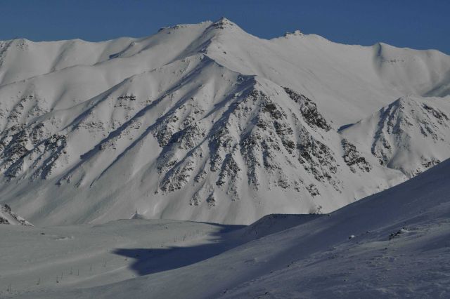 A scene along the Dalton Highway in the Brooks Range Picture