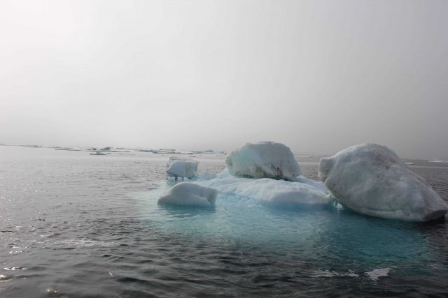 Melting pressure ridge. Picture