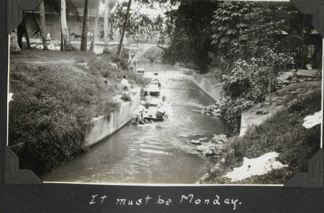 Monday must have been wash day at Zamboanga. Picture