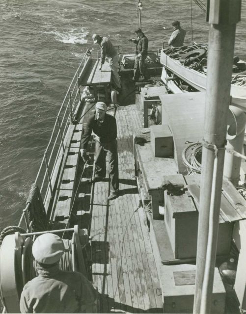Wiredrag operations on the C&GS Ships WAINWRIGHT and HILGARD. Picture
