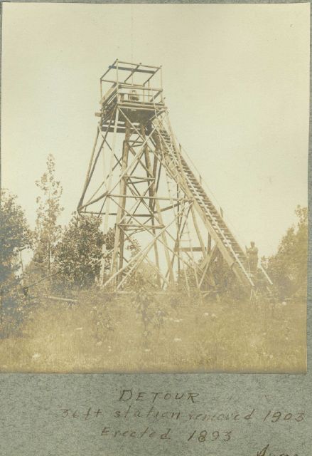 Observing tower at Station Detour Picture