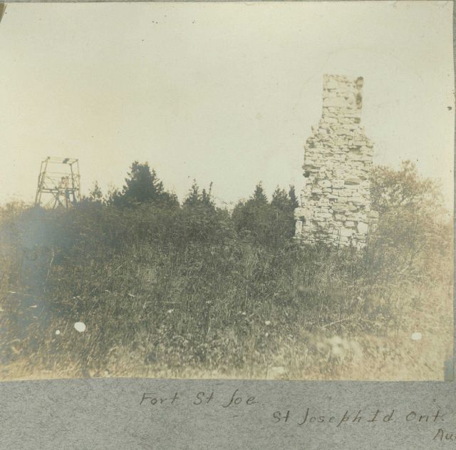 Observing tower at Fort St Picture