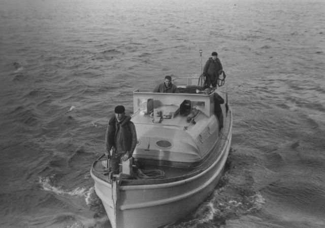 Survey launch approaching the PATHFINDER for pickup. Picture