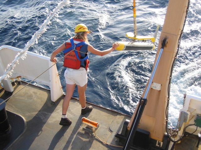 Sidescan surveying operations Picture