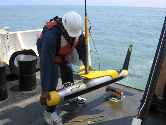 Sidescan surveying operations Picture