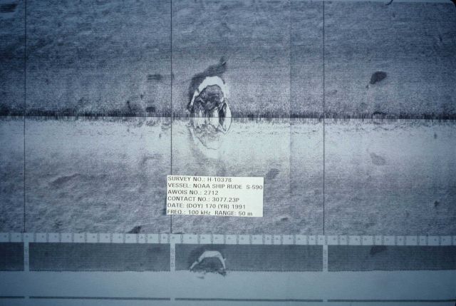 Side scan sonar image of what might be a large boulder. Picture