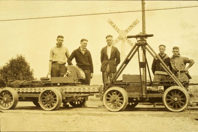 Crew with motor velocipedes and inclined level Picture