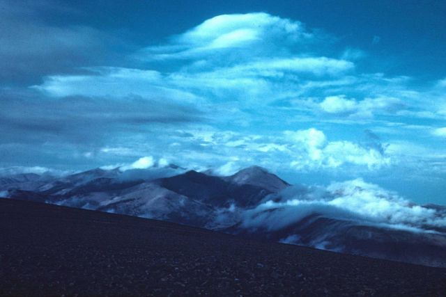 The Sangre de Cristo Mountains from station Castilla. Picture
