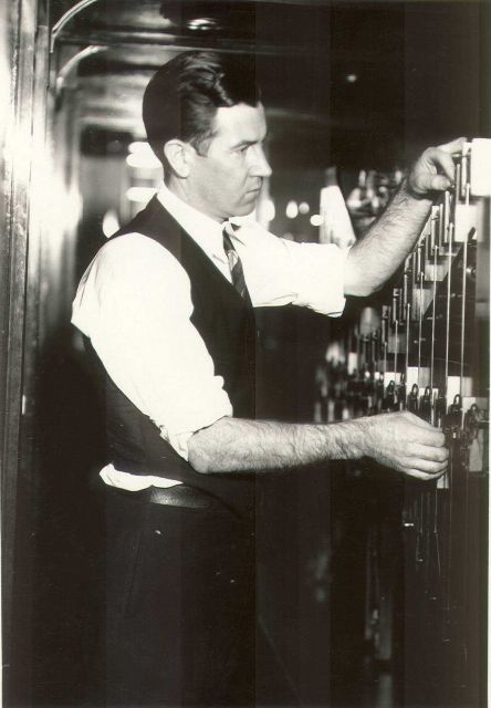 Changing constituent elements for computing tides for a different location on USC&GS tide prediction machine No Picture