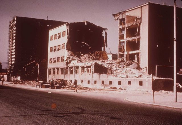 Earthquake damage Picture