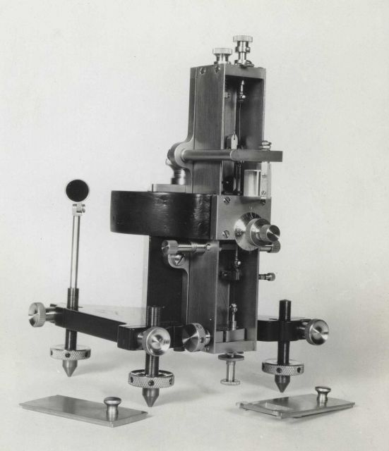 A vibration meter for recording building and ground vibrations. Picture