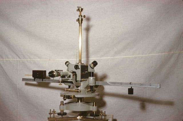 Observatory magnetometer Ruska type Picture