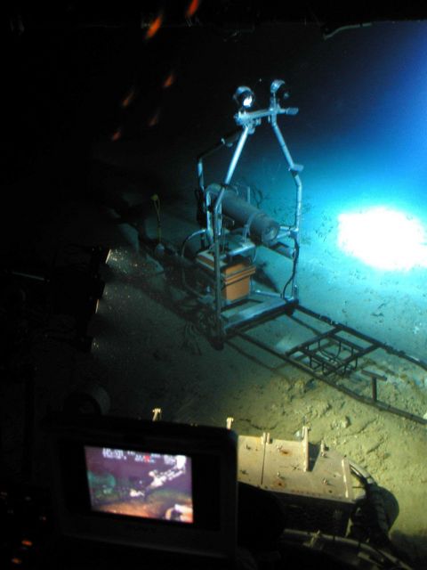 Eye-in-the-Sea as seen from submersible Picture