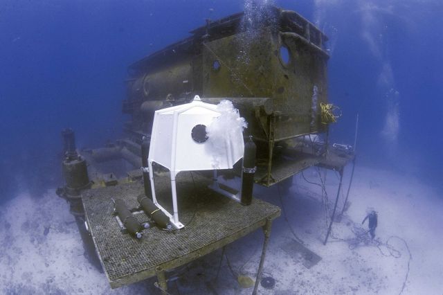 Inside the 81-ton, 43 X 20 x 16.5 foot underwater laboratory are six bunks, shower and toilet, hot water, microwave, trash compactor, refrigerator, an Picture