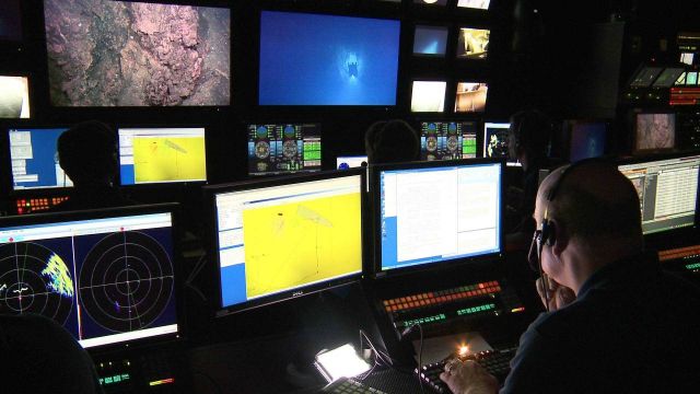 Scientist monitoring Seirios and Little Hercules Picture