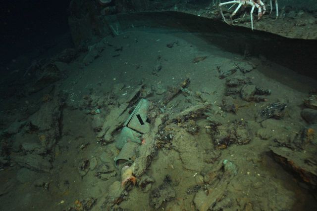 The Green Lantern Wreck, unknown wreck named for lantern artifact Picture