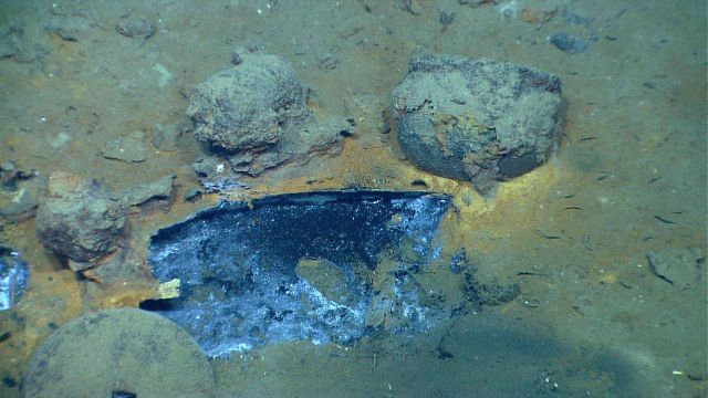 Artifacts from Monterrey A shipwreck Picture