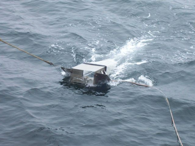 Manta net surface tow. Picture